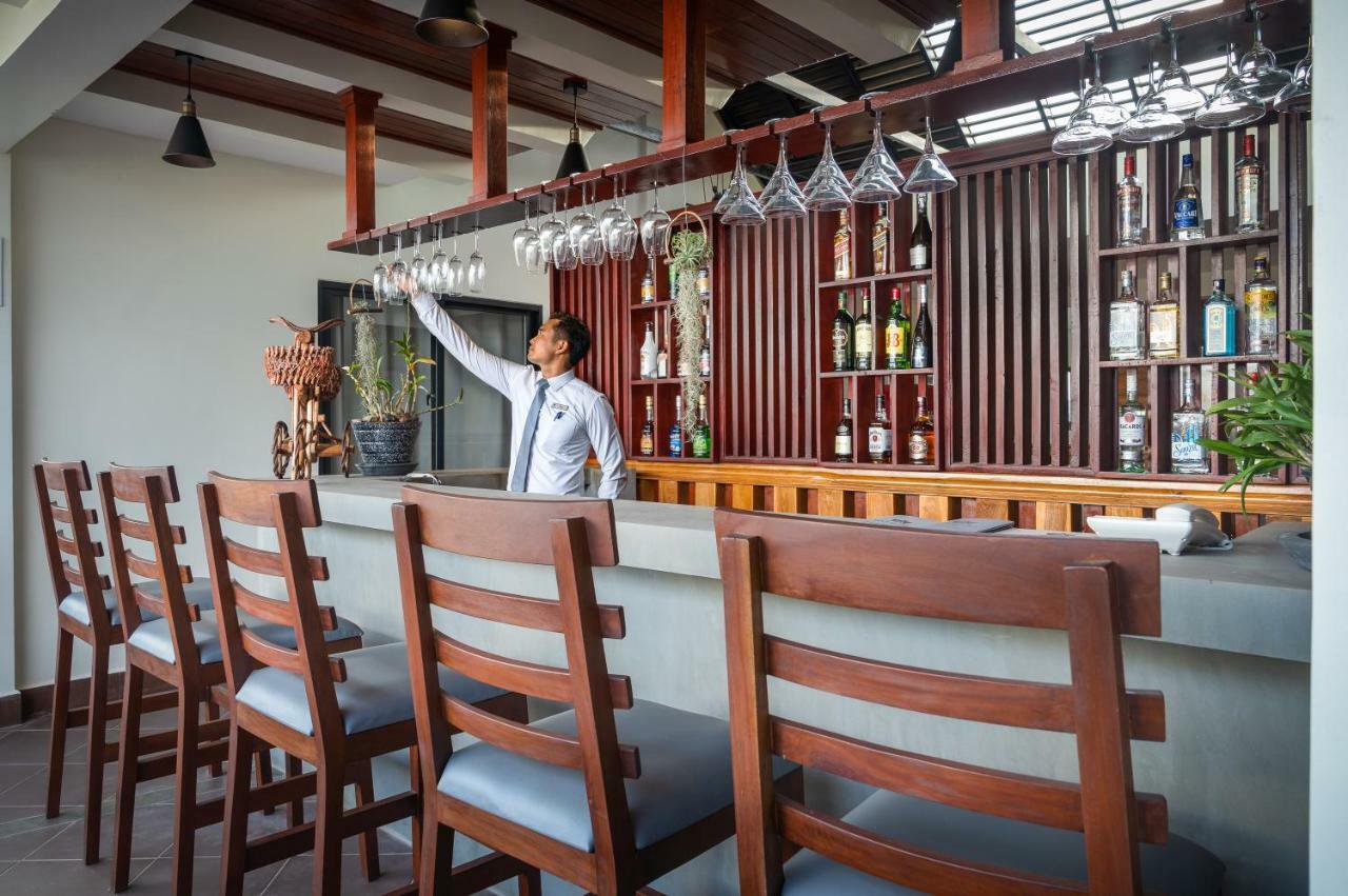 Mony Reach Angkor Hotel Ciudad de Siem Riep Exterior foto